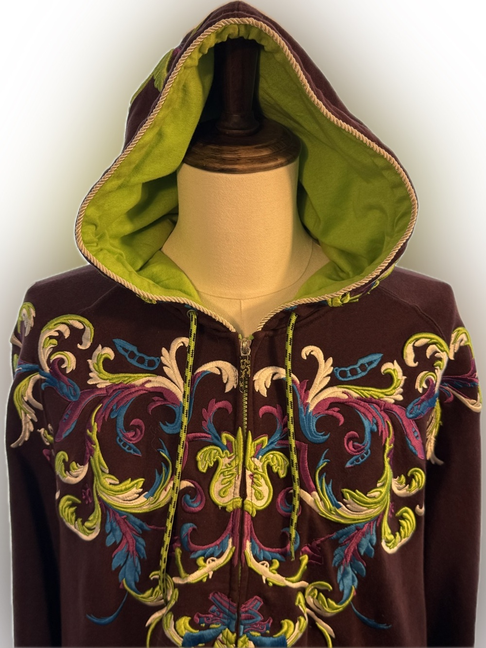 Artful Dodger Y2K Elaborately Embroidered Purple Hoodie 2XL Full Zip Graphic.